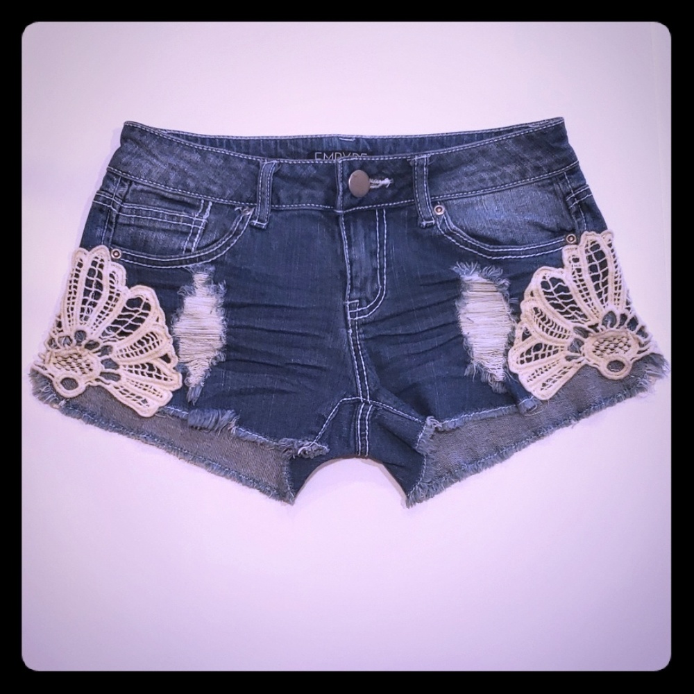 Empyre Jean Shorts w/ Crocheted Embellishments